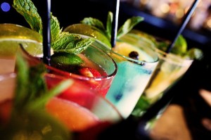 alcohol-bar-cocktails-colours-drinks-Favim.com-139421